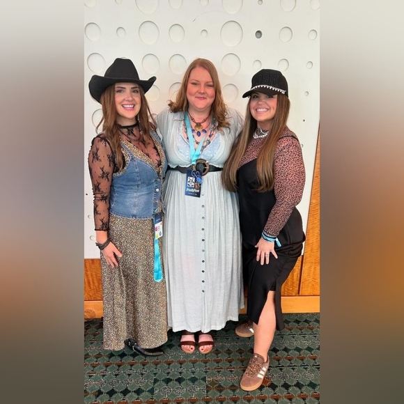 🚨Greeneyediva78🚨LIVE SHOWS FRIDAY AND SUNDAY SHARE SHOW🚨@ 6PM CST 🚨 - Picture 12 of 16